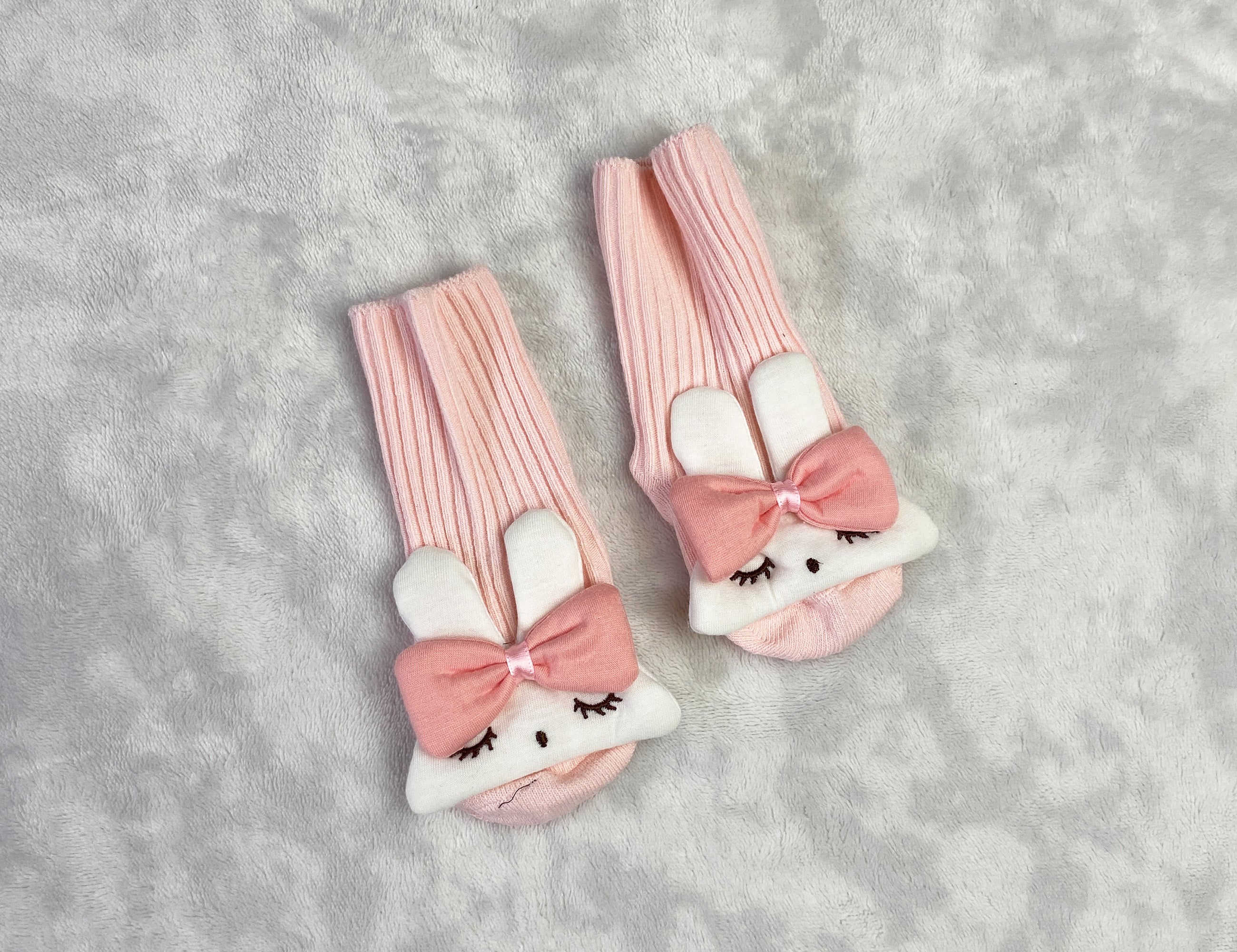 Pink baby gift set with name personalisation - With gift box and bow 3