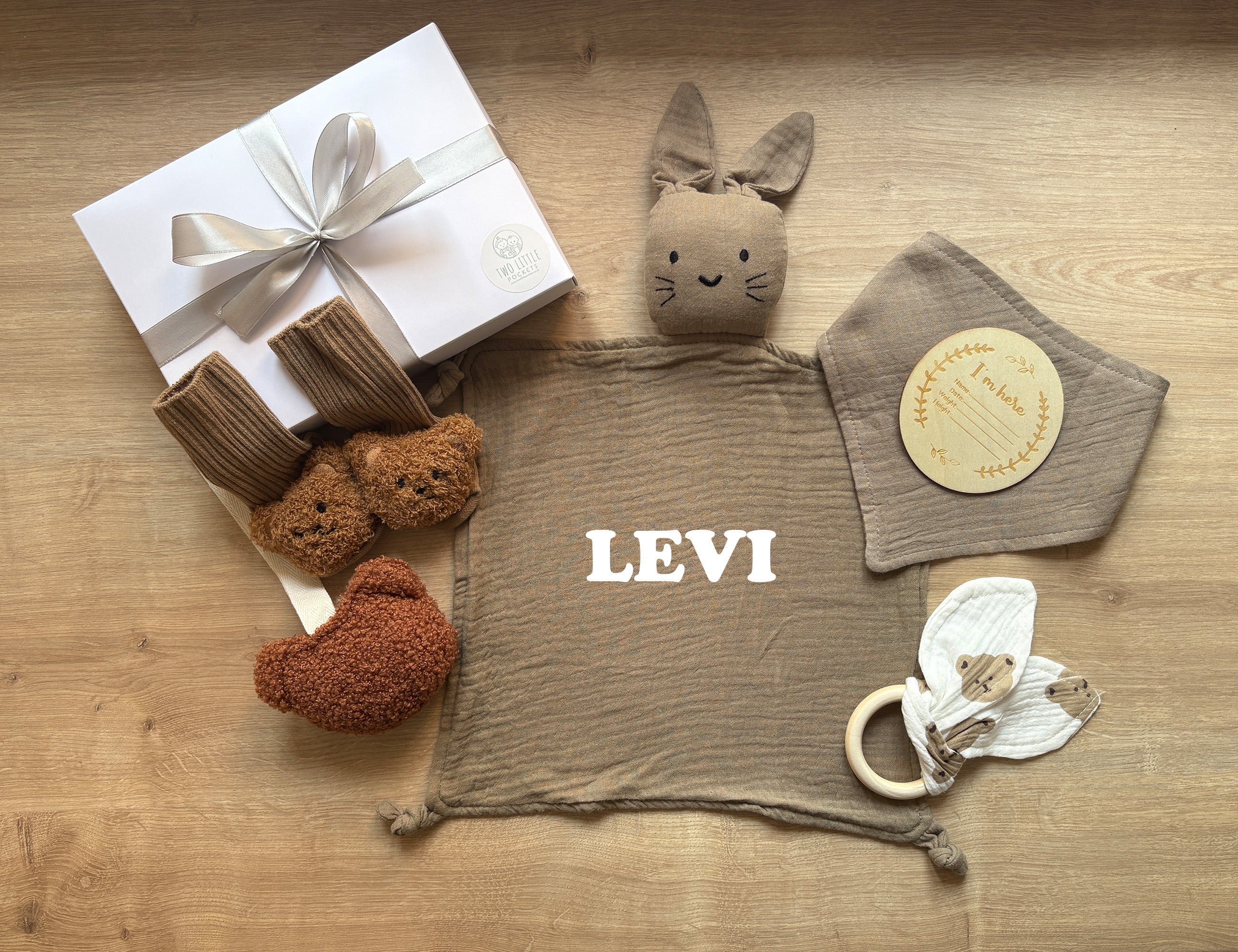 Baby gift set with name personalisation - Brown - With gift box