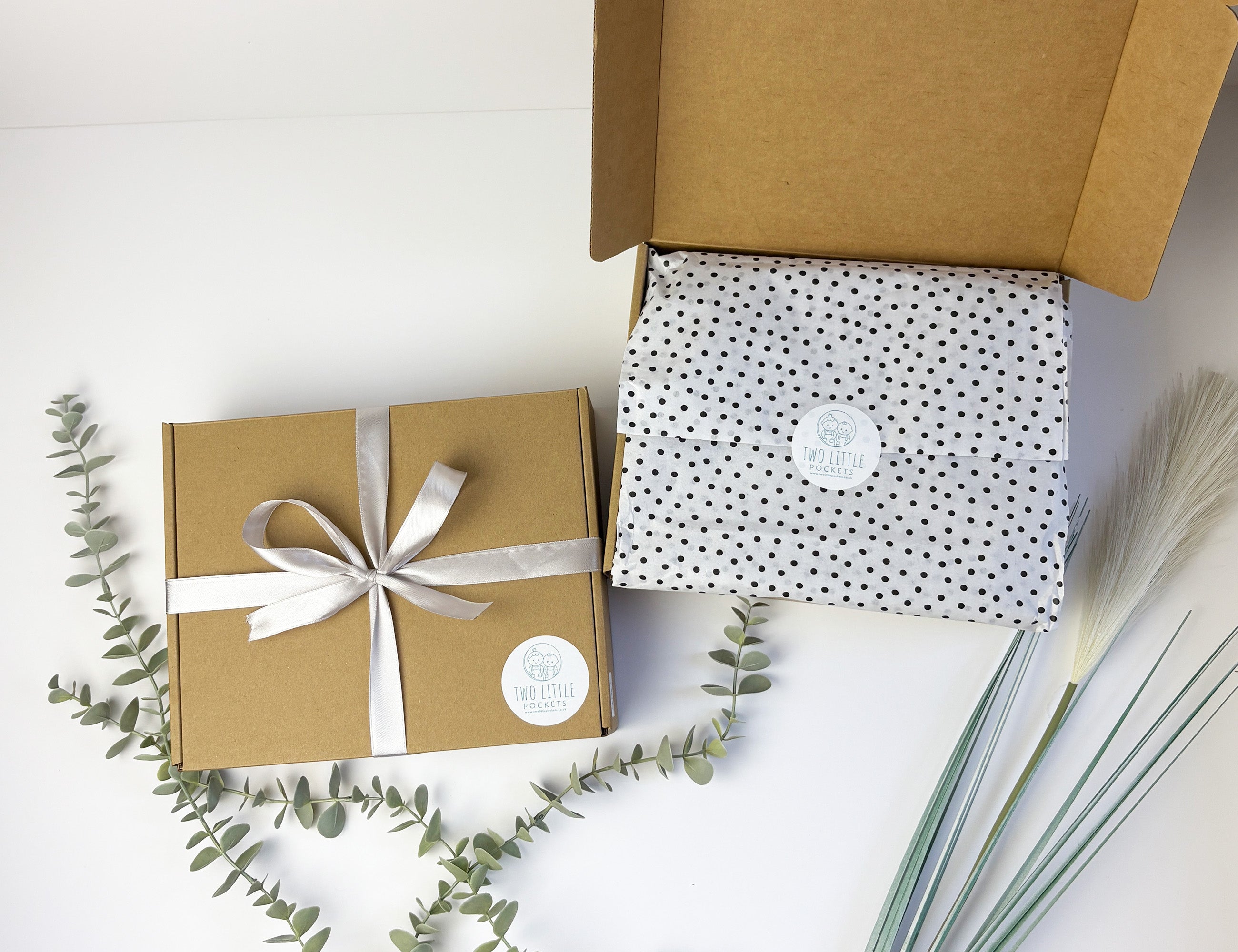 Luxury baby gift set packaging and bow