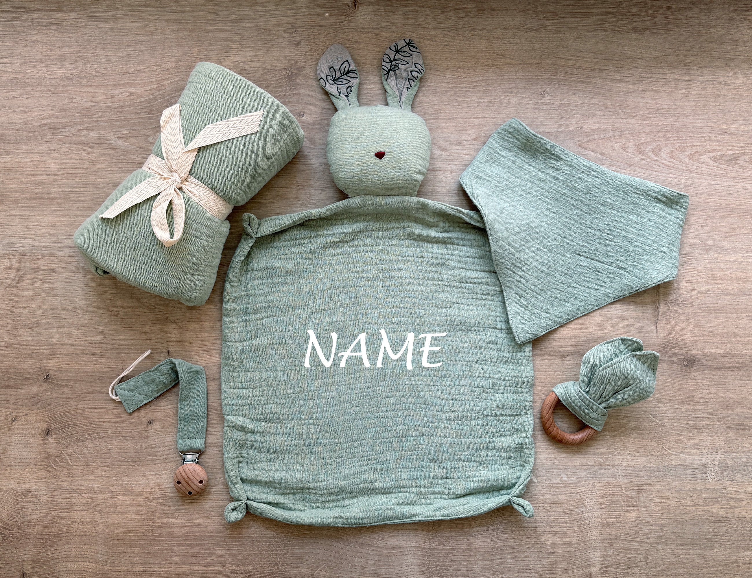 Green 5 piece luxury baby gift set in gift box with bow - 2