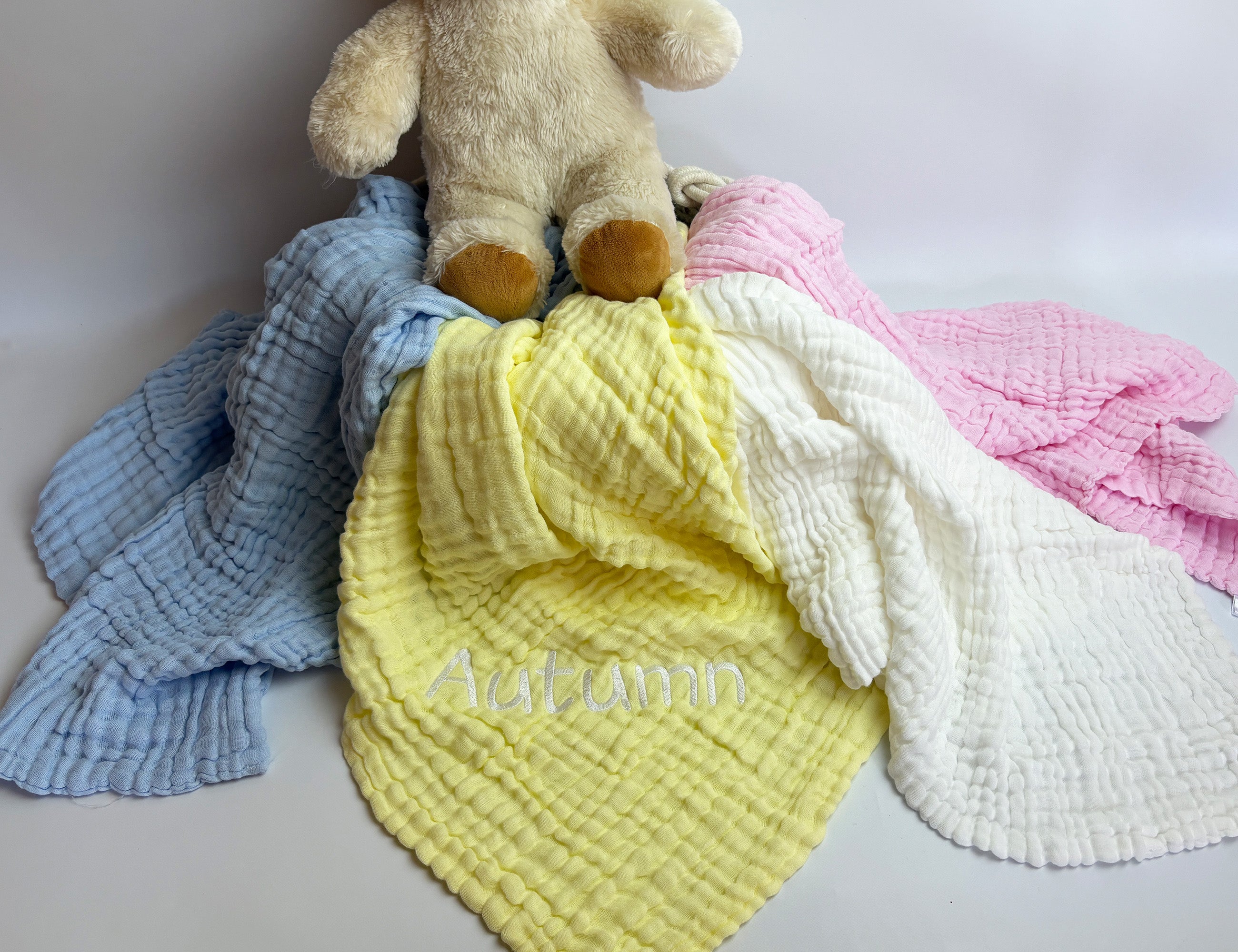 Personalised muslin baby blankets in 4 colours 