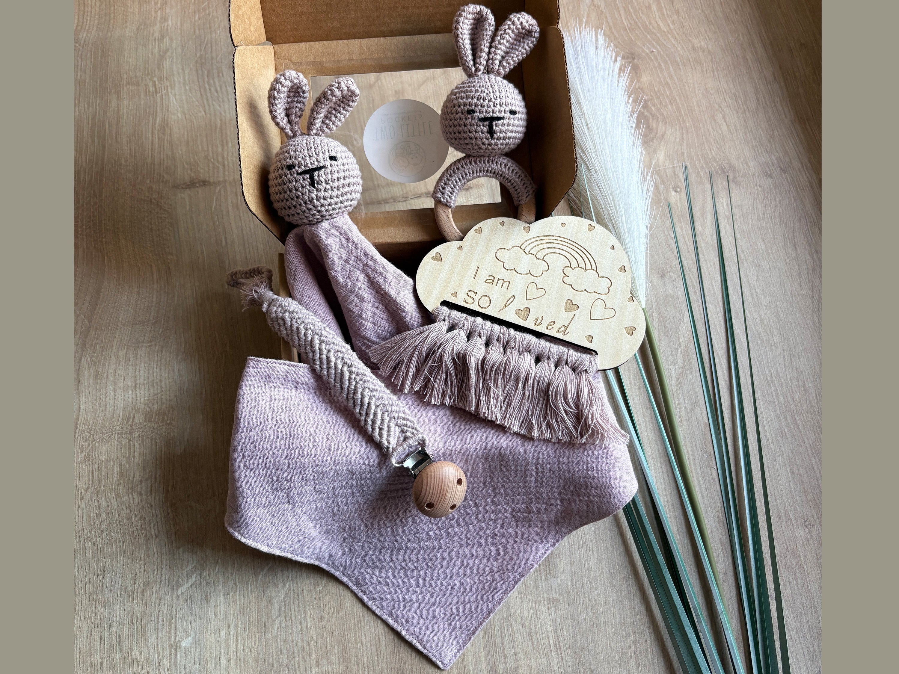 Light purple 5 piece baby gift set. Baby shower present in gift box 1