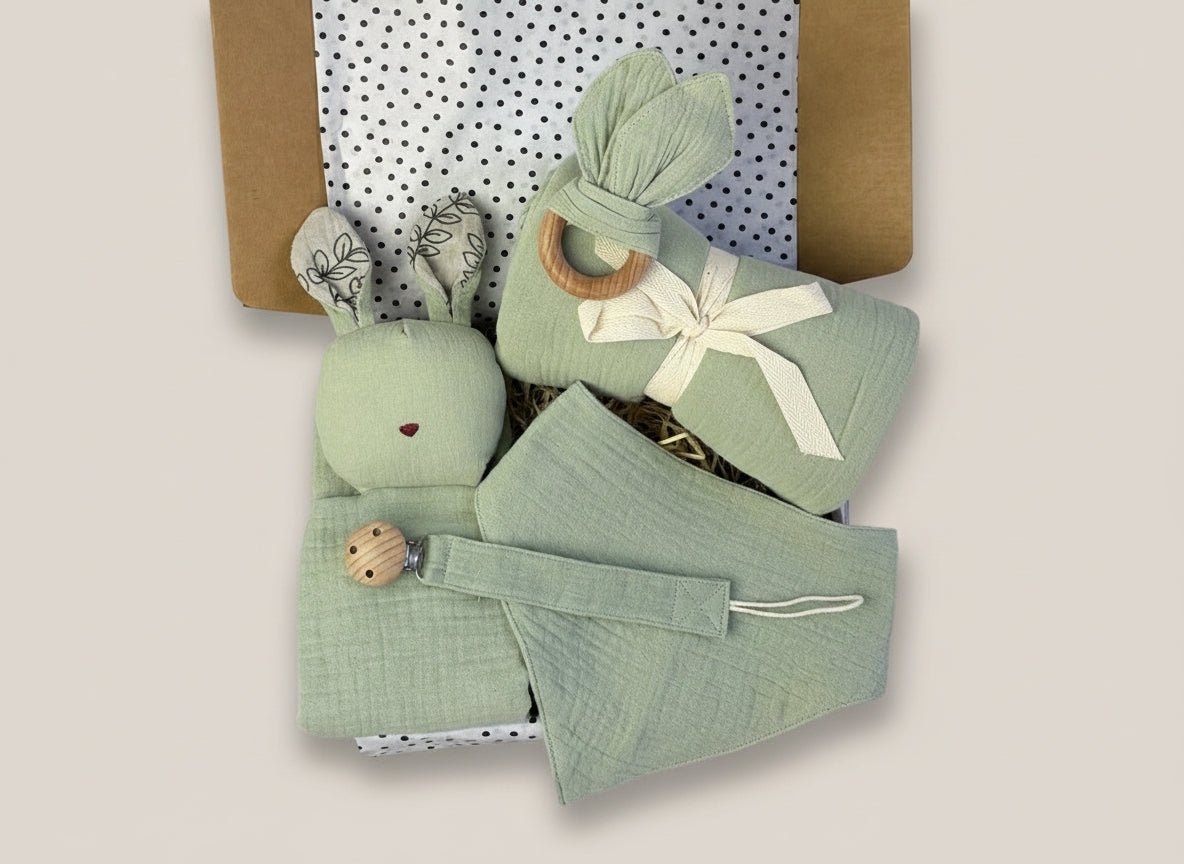 Snuggle Baby Gift Set - Green - Two Little Pockets